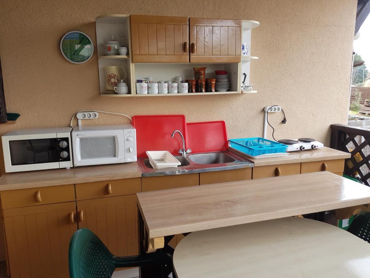 Partifecske Vendeghaz Hotel Tiszafured Bagian luar foto