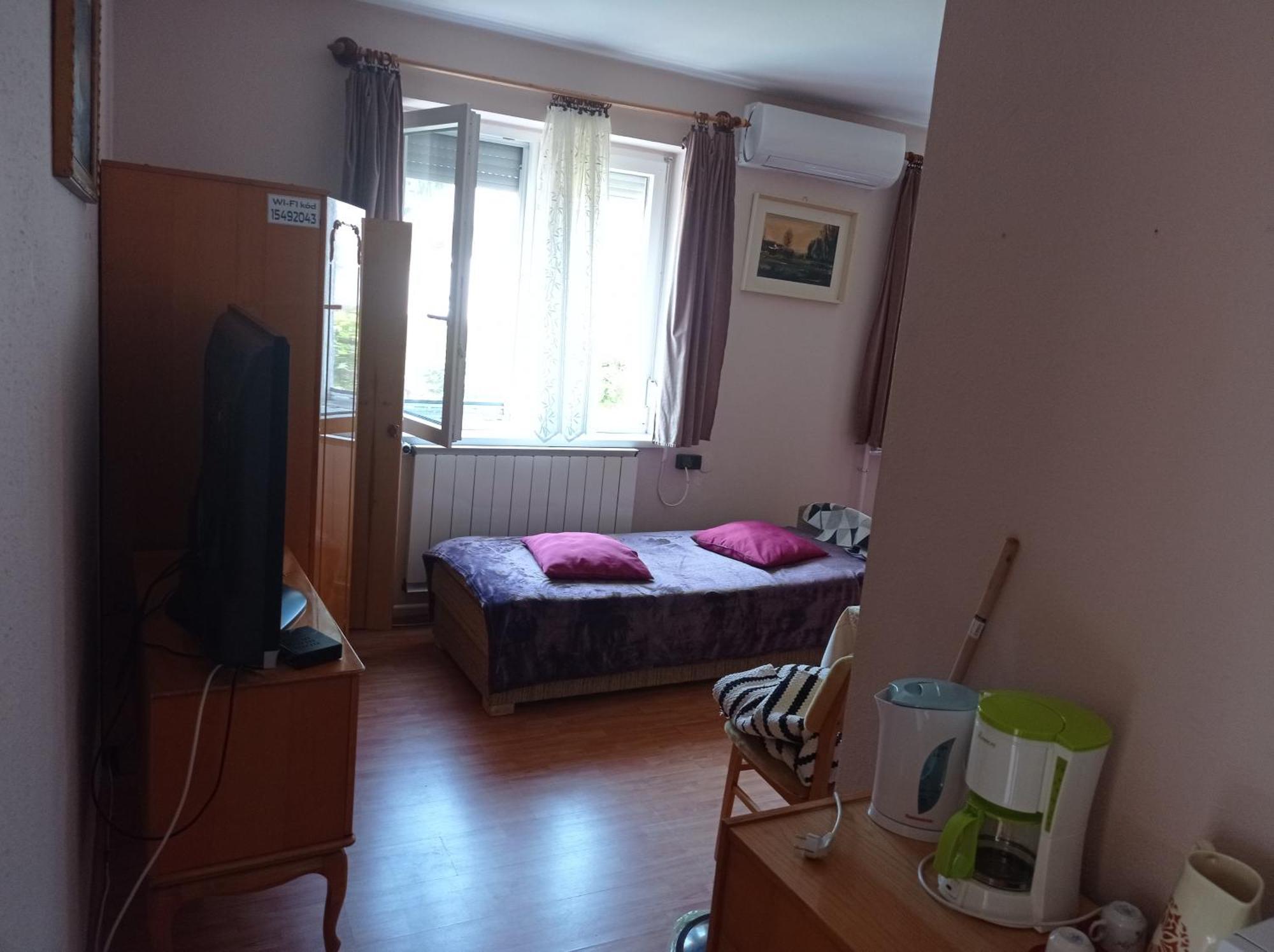 Partifecske Vendeghaz Hotel Tiszafured Bagian luar foto
