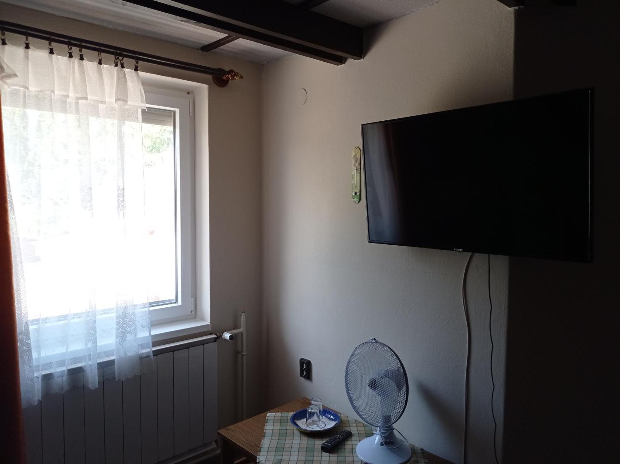 Partifecske Vendeghaz Hotel Tiszafured Bagian luar foto